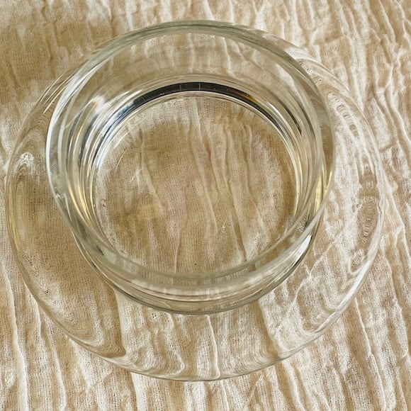 フランス ブロカント 蓋つきガラスのバターディッシュ [L005] | shanachie