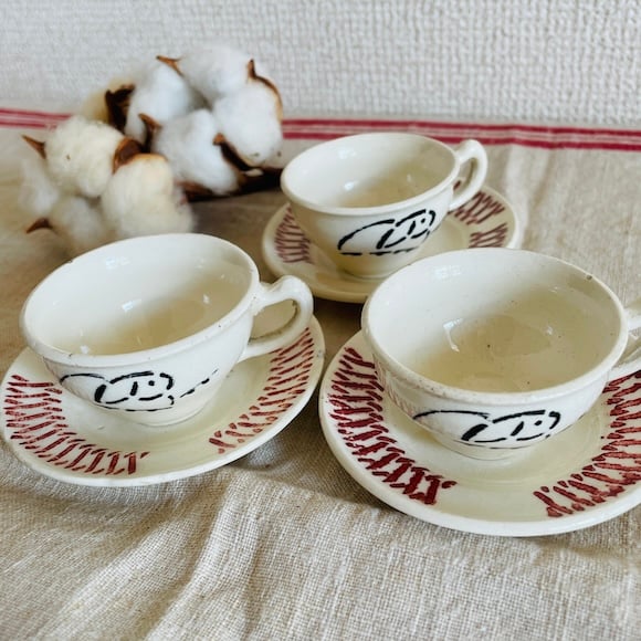 フランスアンティーク ディネット うさぎのカップ＆ソーサー 3客