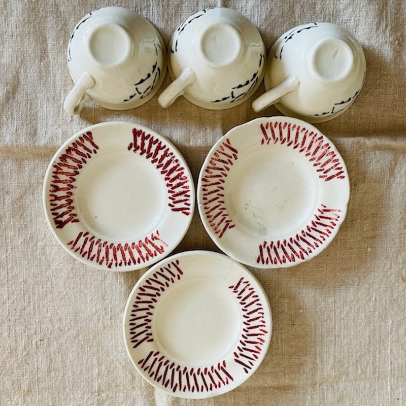 フランスアンティーク ディネット うさぎのカップ＆ソーサー 3客セット