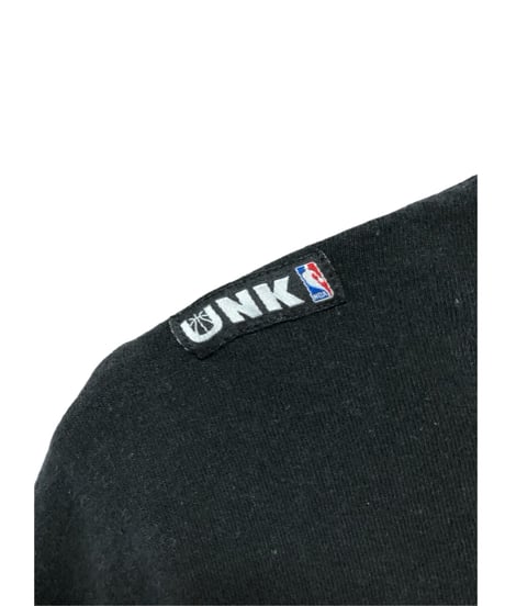 NBA　Los Angeles Lakers　長袖Ｔシャツ　M　黒　USA古着