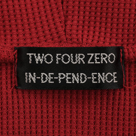 00’s TWO FOUR ZERO ワッフルタートルネック長袖カットソー レッド（ジャンク商品）