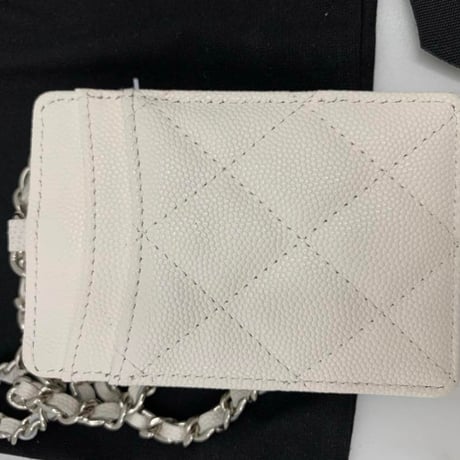 CHANEL シャネル チェーンパスケース
