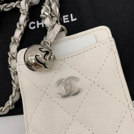 CHANEL シャネル チェーンパスケース