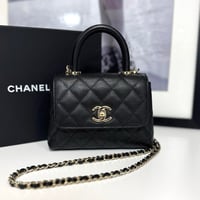 CHANEL  シャネル ココハンドル エクストラミニ マトラッセ 2wayバッグ
