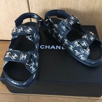 CHANEL シャネル スポーツサンダル ゴールドロゴ