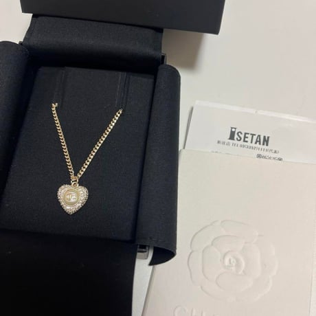 CHANEL  シャネル　ハート ネックレス