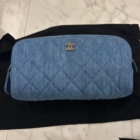CHANEL  シャネル　デニムポーチ　デニムバッグ
