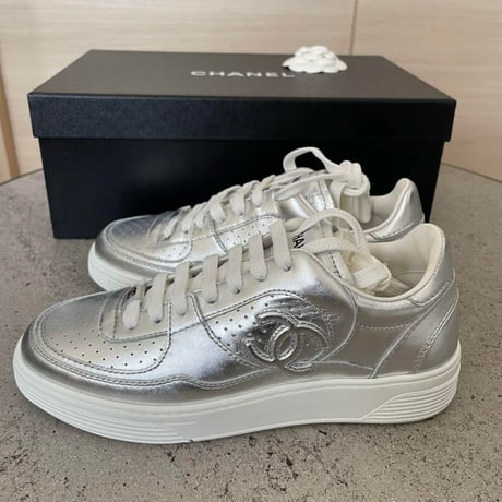 CHANEL  シャネル　スニーカー シルバー