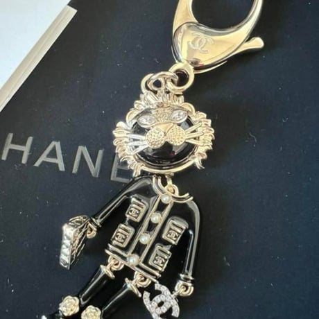 CHANEL  シャネル　キーホルダー　ライオン