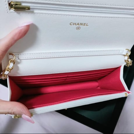 CHANEL  シャネル  2023SS チェーンウォレット ホワイト