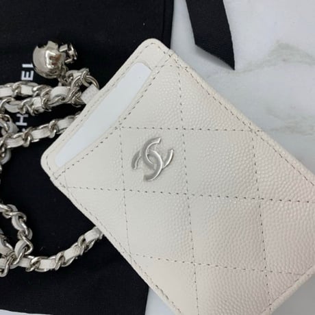 CHANEL シャネル チェーンパスケース