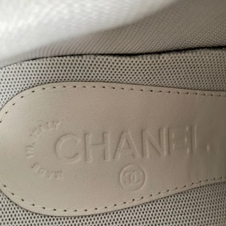CHANEL  シャネル　ホワイト スニーカー