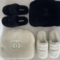 CHANEL シャネル  ムートンサンダル&クラッチバッグ
