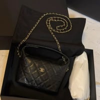 CHANEL  シャネル　チェーンホーボーバッグ　ミニ