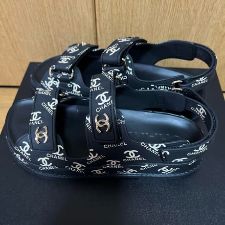 CHANEL シャネル スポーツサンダル ゴールドロゴ