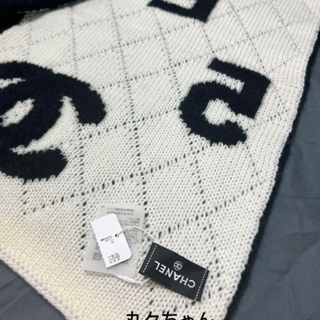 CHANEL  シャネル ロゴ入り マフラー