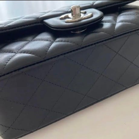 CHANEL  シャネル　ミニマトラッセ ミニフラップ　ショルダーバッグ