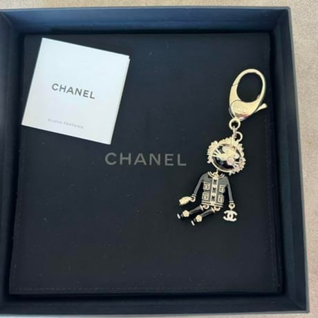CHANEL  シャネル　キーホルダー　ライオン
