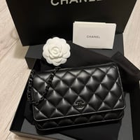 CHANEL  シャネル チェーンウォレット マトラッセ WOC ショルダーバッグ