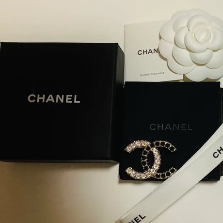 CHANEL  シャネル ブローチ CCマーク ブラック スパンコール