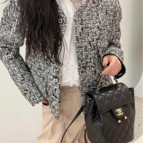 CHANEL  シャネル　リュック　キャビアスキン　黒