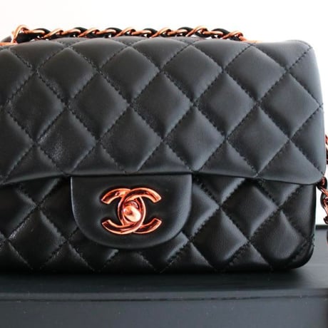 CHANEL シャネル クラシックフラップ ミニチェーンバッグ