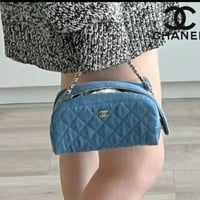 CHANEL  シャネル　デニムポーチ　デニムバッグ