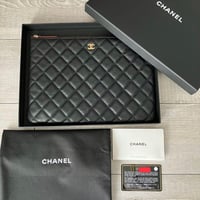 CHANEL シャネル クラシック クラッチバッグ ポーチ キャビア　黒