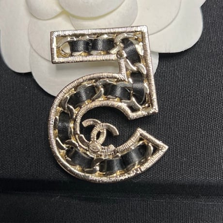CHANEL シャネル ピアス No.5 片耳