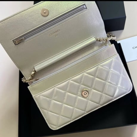 CHANEL シャネル チェーンウォレットバッグ WOC アイボリー