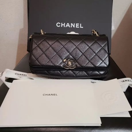 CHANEL  シャネル　ラージフラップ　バッグ