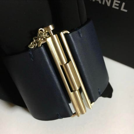 CHANEL シャネル バングル ネイビー ゴールド