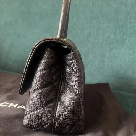 CHANEL  シャネル　ココハンドル24 xs