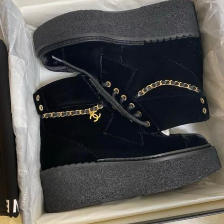 CHANEL  シャネル　22B レースアップ ブーツ 37