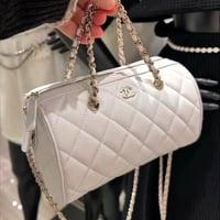 CHANEL シャネル チェーン クラシック 円筒型バッグ
