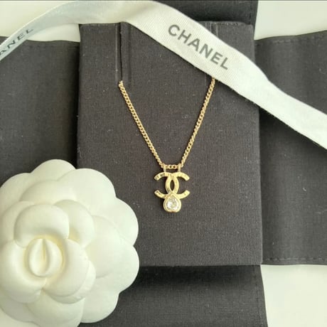 CHANEL  シャネル  ココマーク　ハート　クリスタル　ネックレス　シンプル