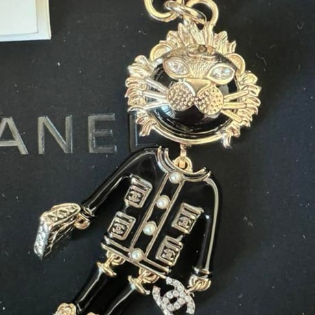 CHANEL  シャネル　キーホルダー　ライオン