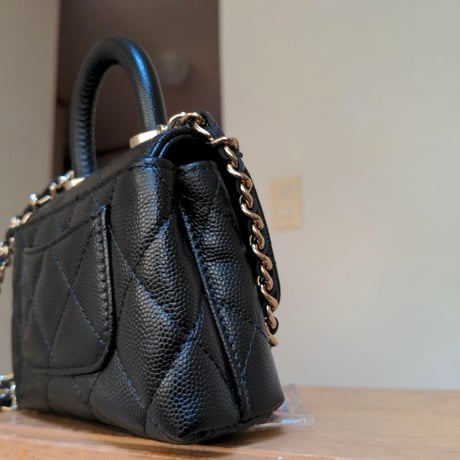 CHANEL  シャネル　ココハンドル　ミニミニ　キャビアスキン