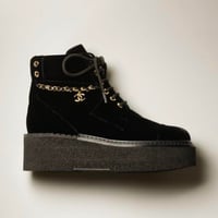 CHANEL  シャネル　22B レースアップ ブーツ 37