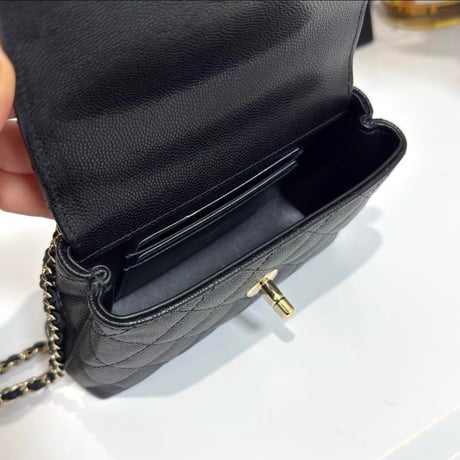 CHANEL  シャネル ココハンドル エクストラミニ マトラッセ 2wayバッグ