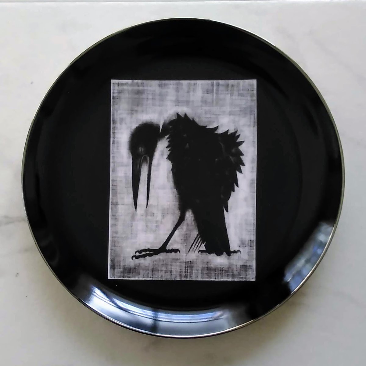 加山又造 絵皿 「カラス」 制作説明書添付 署名印 | ASE OFFICIAL STORE