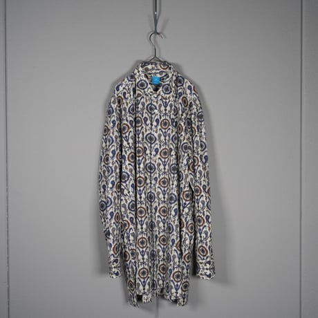 "PERIOD FEATURES" Machine cut work Digital Print Long shirts
