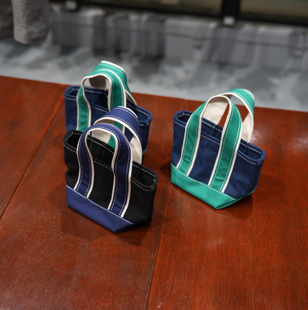 Kooky Zoo Dinky Bag ネイビー×ネイビー Kooky Zoo Dinky Bag ネイビー×ネイビー