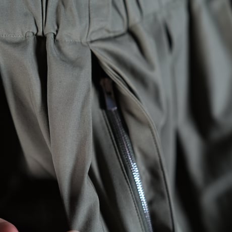 "nonnotte"  Pleat Dock Shorts Trousers
