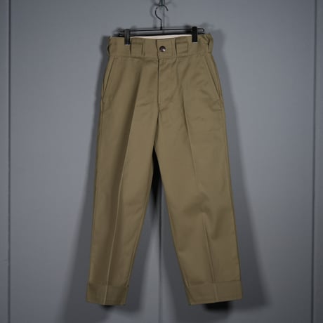 CATEGORY KOOKY ZOO | ARVA