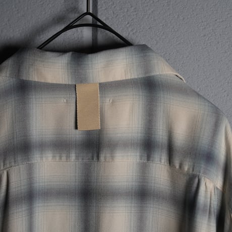 "cantate"  Lazy Luxe Rayon Shirt