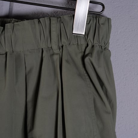 "nonnotte"  Pleat Dock Shorts Trousers
