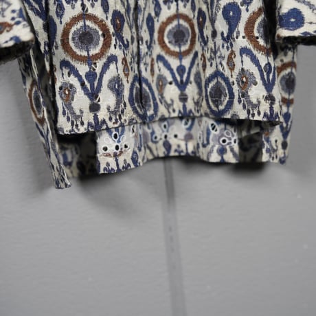 "PERIOD FEATURES" Machine cut work Digital Print Long shirts