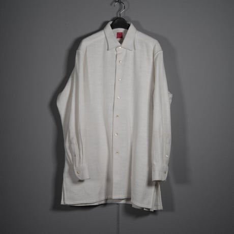 "PERIOD FEATURES"  0-Count Khadi Cotton Long Shirt