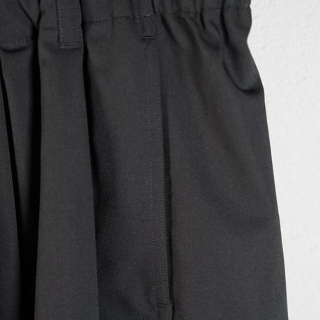 "nonnotte"  Pleat Dock Shorts Trousers